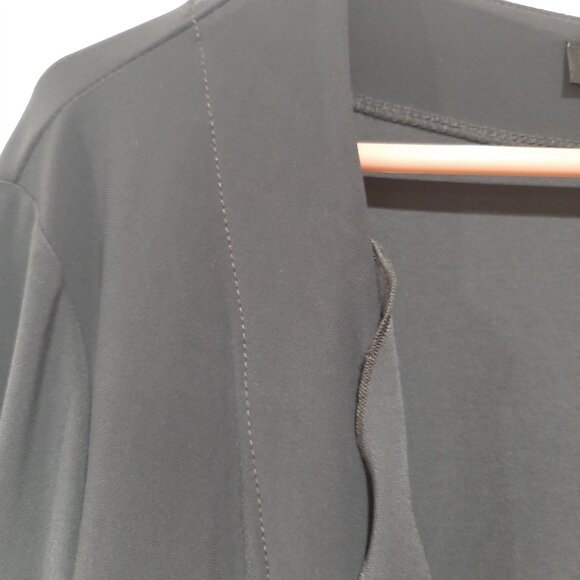 Picadilly ruffle shrug made in Canada - Picture 4 of 12